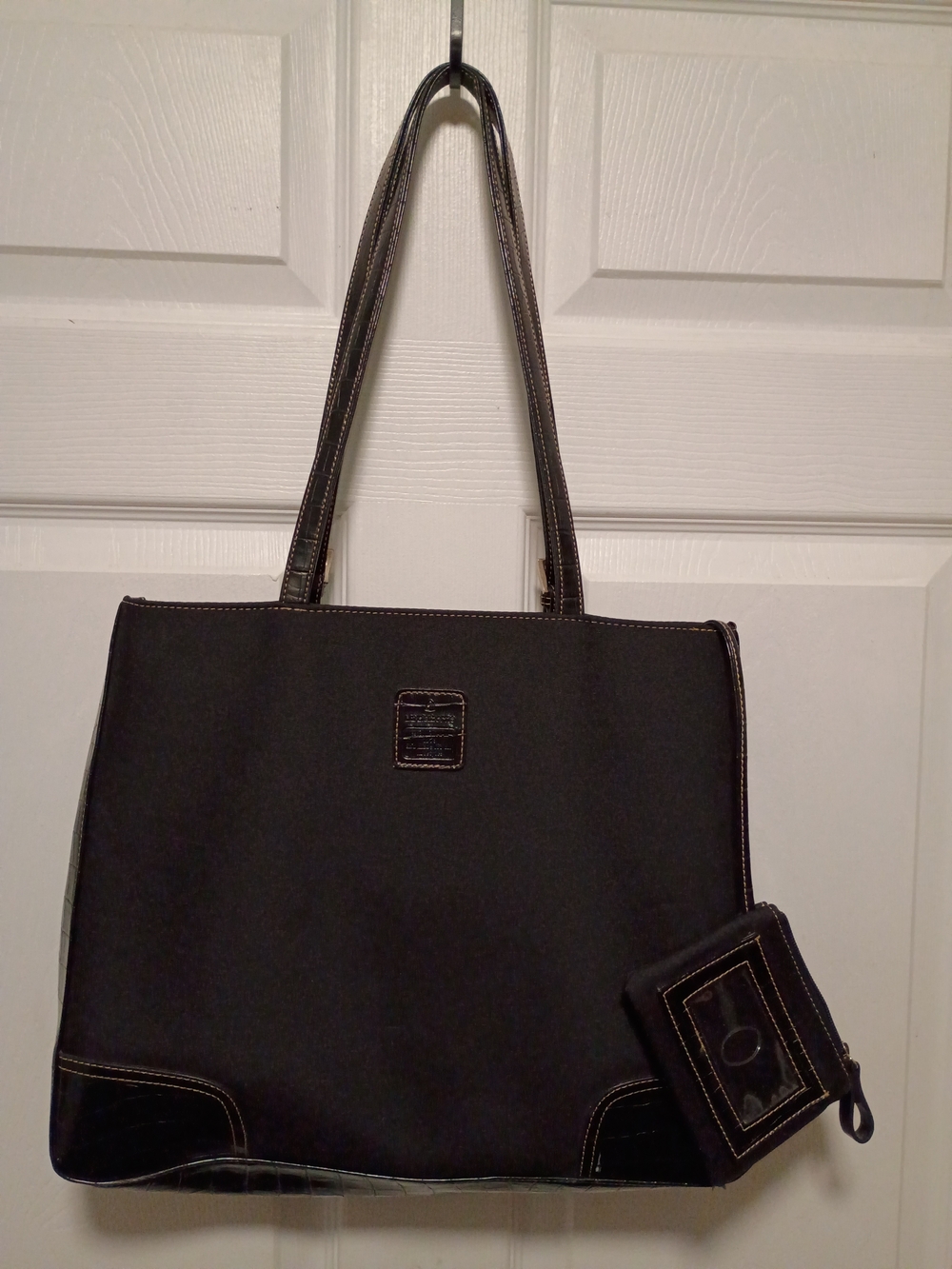 Liz Claiborne Black Tote Handbag with Matching ID Pouch